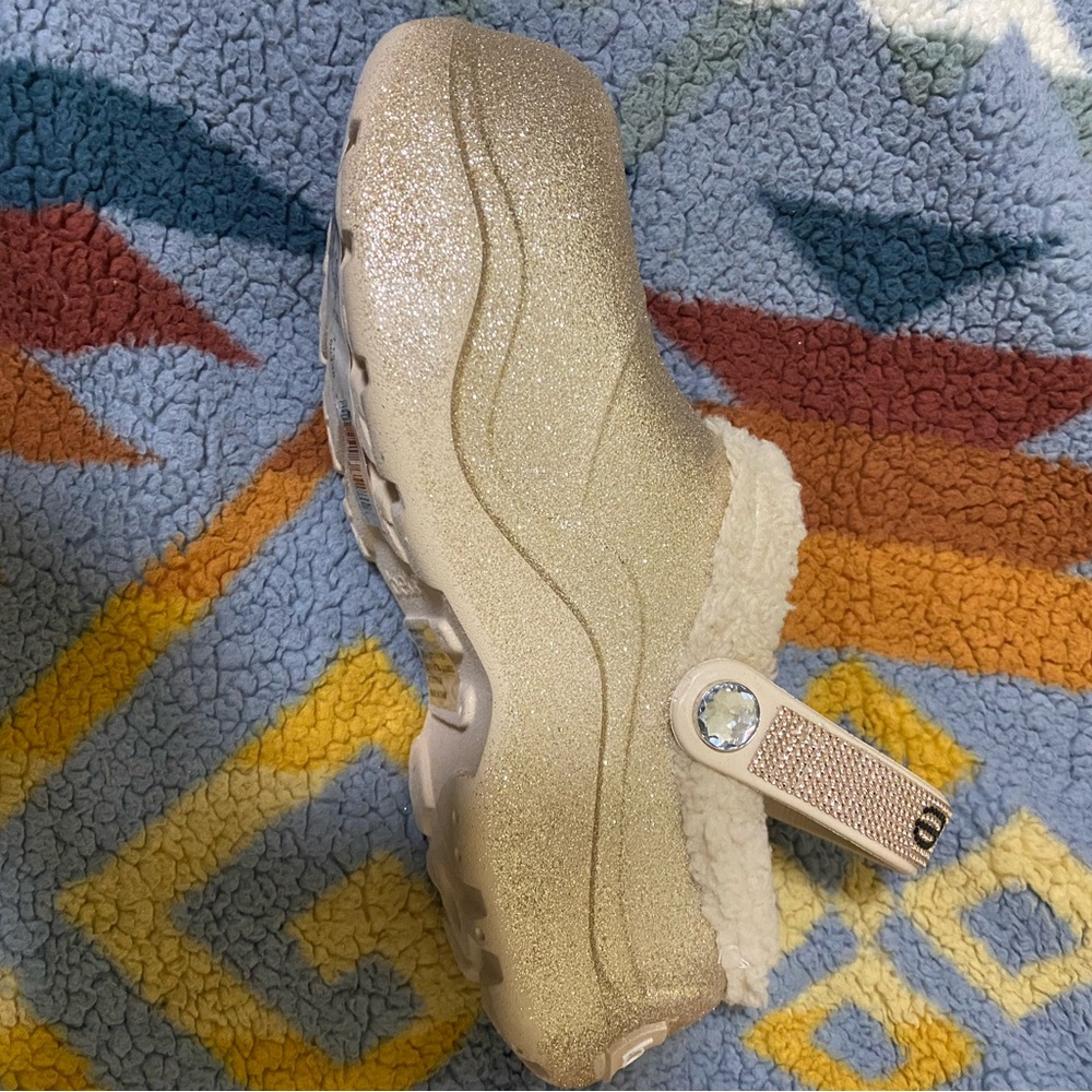 NEW Bebe Gold Glitter FUAX Shoes - Picture 6 of 6